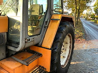 1987 renault 133.14 vierwielaangedreven landbouwtractor - afbeelding 15 van  27