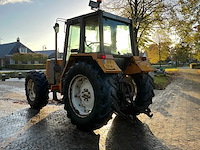 1987 renault 133.14 vierwielaangedreven landbouwtractor - afbeelding 15 van  16