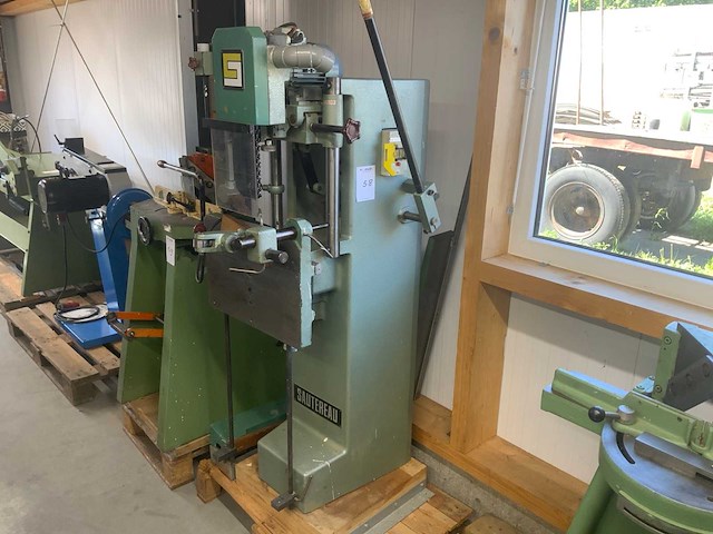 1987 sautereau sm82 sm3 82. sl82 kettingfreesmachine - afbeelding 1 van  8
