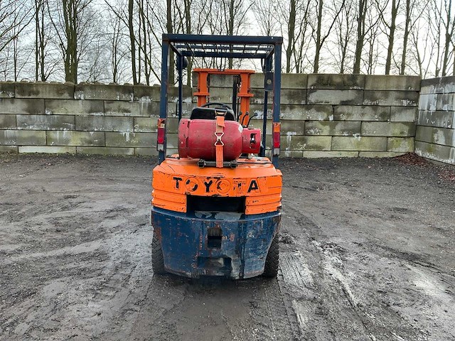 1987 toyota 5 fg18 vorkheftruck - afbeelding 18 van  22