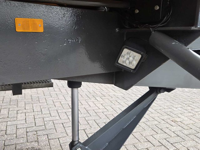 1987 veenhuis 28000 3-assige silagekipper - afbeelding 10 van  19