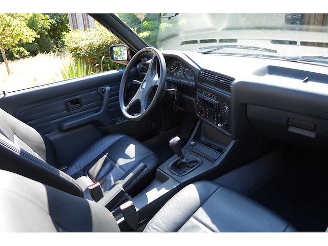 1988 bmw e30 baur tc 1.8 | german classic - afbeelding 14 van  15