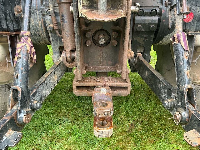 1988 case international 1255xl vierwielaangedreven landbouwtractor - afbeelding 4 van  32