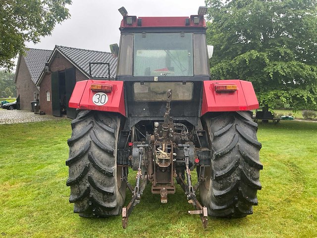 1988 case international 1255xl vierwielaangedreven landbouwtractor - afbeelding 27 van  32