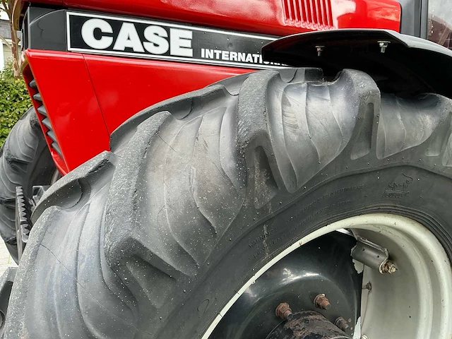 1988 case international 845 xl vierwielaangedreven landbouwtractor - afbeelding 10 van  56