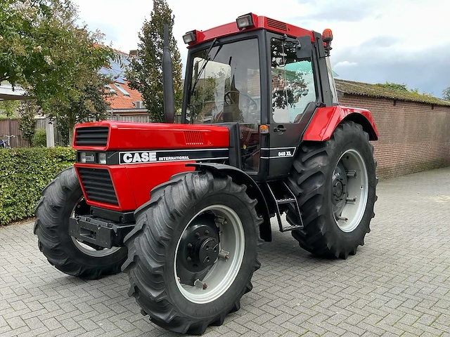 1988 case international 845 xl vierwielaangedreven landbouwtractor - afbeelding 1 van  56