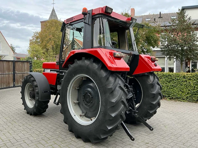 1988 case international 845 xl vierwielaangedreven landbouwtractor - afbeelding 3 van  56