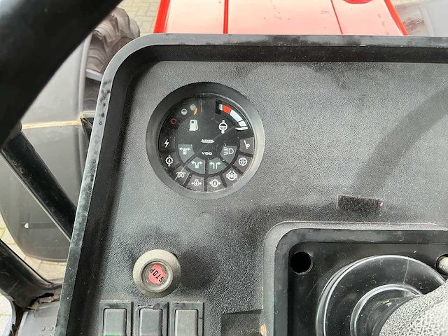 1988 case international 845 xl vierwielaangedreven landbouwtractor - afbeelding 47 van  56