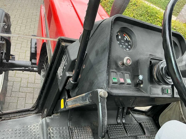 1988 case international 845 xl vierwielaangedreven landbouwtractor - afbeelding 51 van  56
