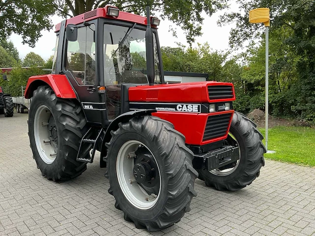 1988 case international 845 xl vierwielaangedreven landbouwtractor - afbeelding 7 van  56