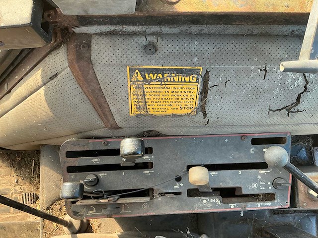 1988 case international international tweewielaangedreven landbouwtractor - afbeelding 9 van  19