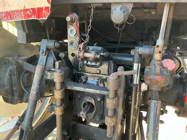 1988 case international international tweewielaangedreven landbouwtractor - afbeelding 18 van  19