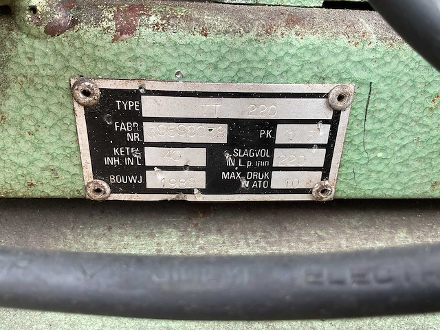 1988 creemers tt220 zuigercompressor - afbeelding 3 van  4
