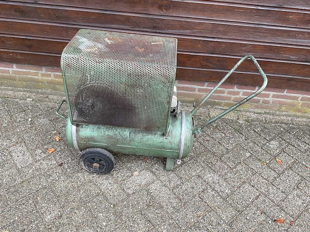 1988 creemers tt220 zuigercompressor - afbeelding 4 van  4
