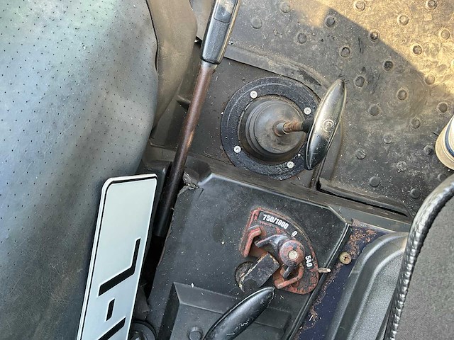 1988 deutz-fahr dx 3.50 vierwielaangedreven landbouwtractor - afbeelding 29 van  41