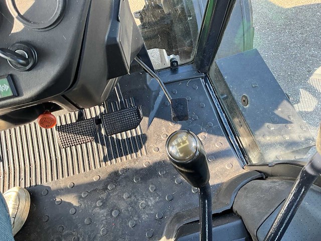 1988 deutz-fahr dx 3.50 vierwielaangedreven landbouwtractor - afbeelding 22 van  30