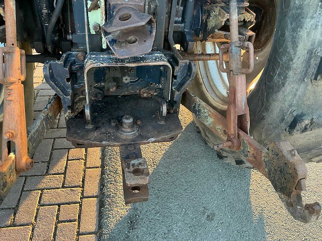 1988 deutz-fahr dx 4.70 turbo vierwielaangedreven landbouwtractor - afbeelding 3 van  32