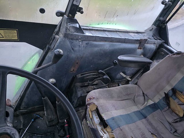 1988 deutz-fahr dx 4.70 turbo vierwielaangedreven landbouwtractor - afbeelding 16 van  32