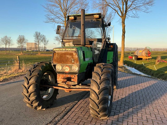 1988 deutz-fahr dx 4.70 turbo vierwielaangedreven landbouwtractor - afbeelding 12 van  32