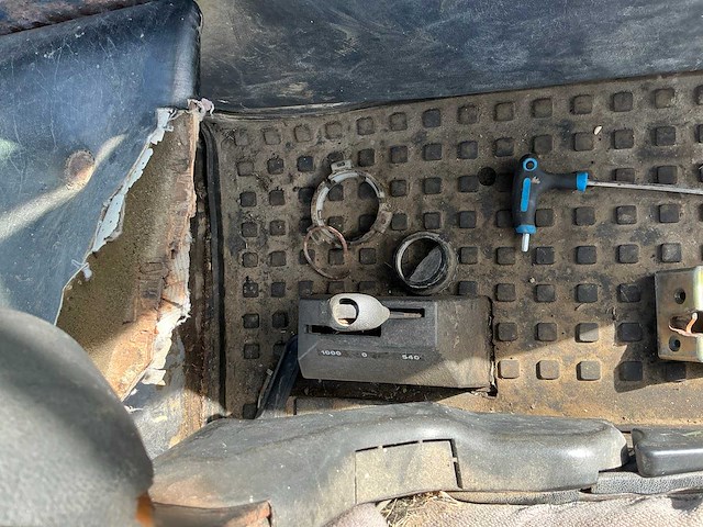 1988 deutz-fahr dx 4.70 turbo vierwielaangedreven landbouwtractor - afbeelding 21 van  29