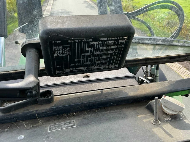1988 deutz-fahr dx 6.05 vierwielaangedreven landbouwtractor - afbeelding 20 van  29