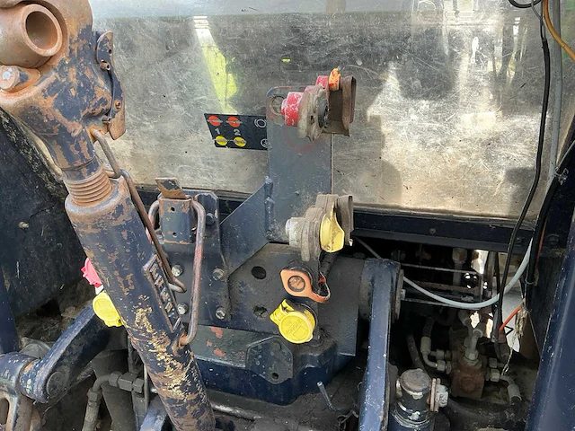 1988 deutz-fahr dx 6.05 vierwielaangedreven landbouwtractor - afbeelding 4 van  29