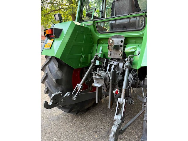 1988 fendt farmer 311 lsa vierwielaangedreven landbouwtractor - afbeelding 7 van  11