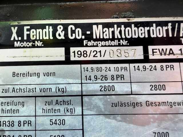 1988 fendt farmer 311 lsa vierwielaangedreven landbouwtractor - afbeelding 2 van  8