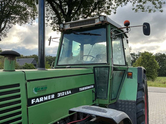 1988 fendt farmer 312 lsa turbomatik vierwielaangedreven landbouwtractor - afbeelding 5 van  39