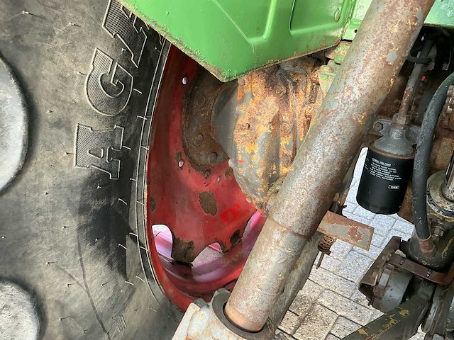 1988 fendt farmer 312 lsa turbomatik vierwielaangedreven landbouwtractor - afbeelding 17 van  39