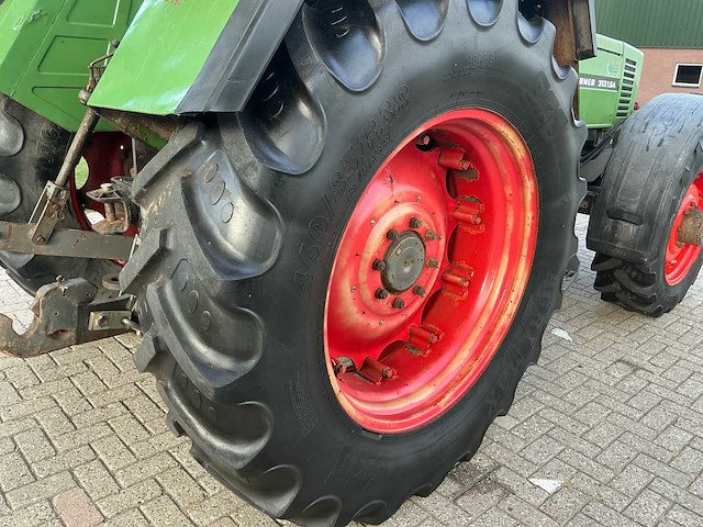 1988 fendt farmer 312 lsa turbomatik vierwielaangedreven landbouwtractor - afbeelding 19 van  39