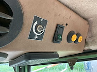 1988 fendt farmer 312 lsa turbomatik vierwielaangedreven landbouwtractor - afbeelding 27 van  39