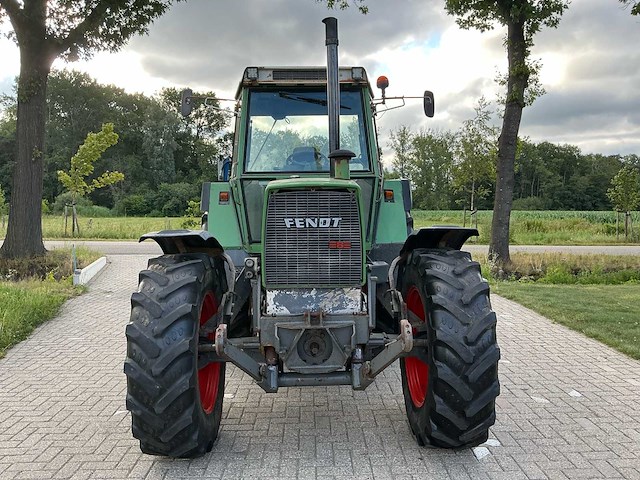 1988 fendt farmer 312 lsa turbomatik vierwielaangedreven landbouwtractor - afbeelding 38 van  39