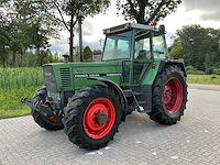 1988 fendt farmer 312 lsa turbomatik vierwielaangedreven landbouwtractor - afbeelding 1 van  10