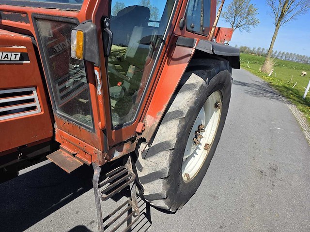 1988 fiat 100-90dt vierwielaangedreven landbouwtractor - afbeelding 7 van  33
