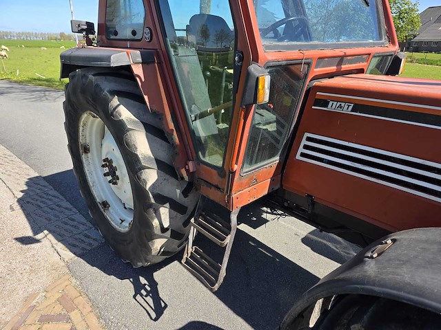 1988 fiat 100-90dt vierwielaangedreven landbouwtractor - afbeelding 10 van  33