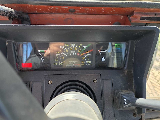 1988 fiat 100-90dt vierwielaangedreven landbouwtractor - afbeelding 32 van  33