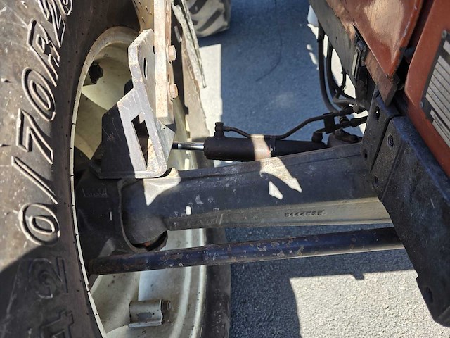 1988 fiat 100-90dt vierwielaangedreven landbouwtractor - afbeelding 12 van  40