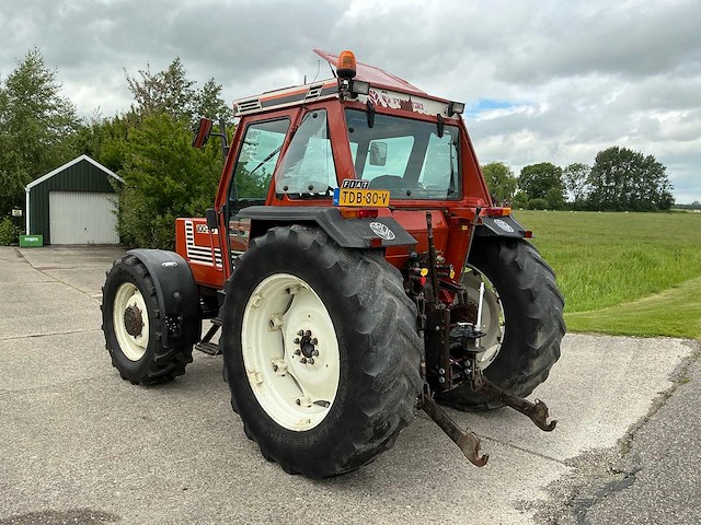 1988 fiat 100-90dt vierwielaangedreven landbouwtractor - afbeelding 4 van  28
