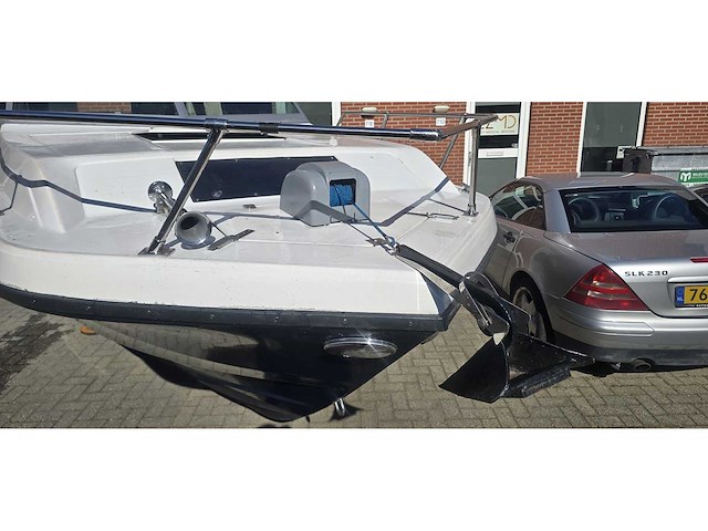 1988 glastron v250 motorjacht - afbeelding 43 van  48