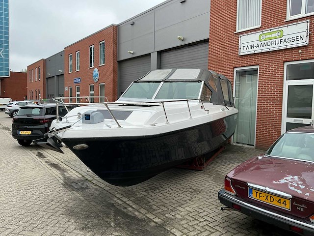 1988 glastron v250 motorjacht - afbeelding 1 van  28