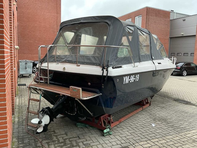 1988 glastron v250 motorjacht - afbeelding 23 van  28