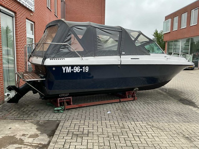 1988 glastron v250 motorjacht - afbeelding 24 van  28