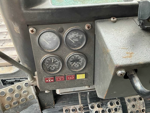 1988 hanomag d 540 e turbo rups bulldozer - afbeelding 24 van  32