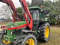 1988 john deere 2650 vierwielaangedreven landbouwtractor met voorlader - afbeelding 2 van  36