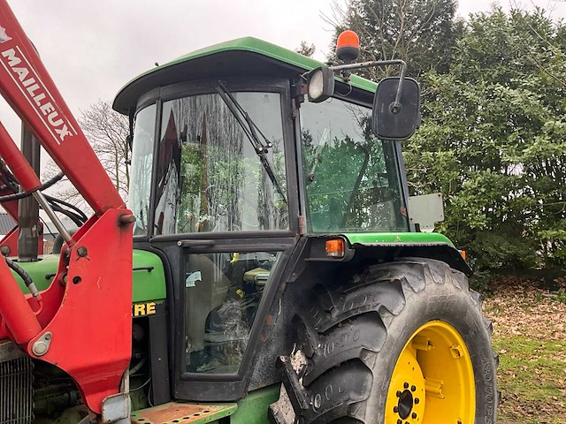 1988 john deere 2650 vierwielaangedreven landbouwtractor met voorlader - afbeelding 6 van  36