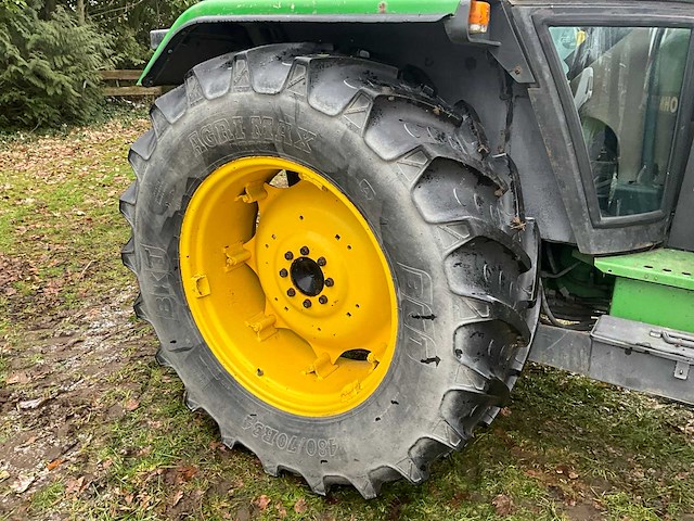 1988 john deere 2650 vierwielaangedreven landbouwtractor met voorlader - afbeelding 16 van  36