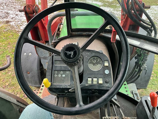 1988 john deere 2650 vierwielaangedreven landbouwtractor met voorlader - afbeelding 22 van  36
