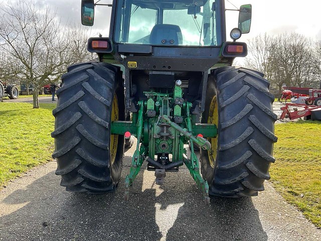 1988 john deere 4050 vierwielaangedreven landbouwtractor - afbeelding 2 van  22
