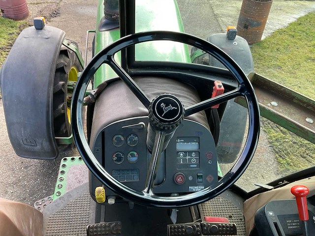 1988 john deere 4050 vierwielaangedreven landbouwtractor - afbeelding 13 van  22